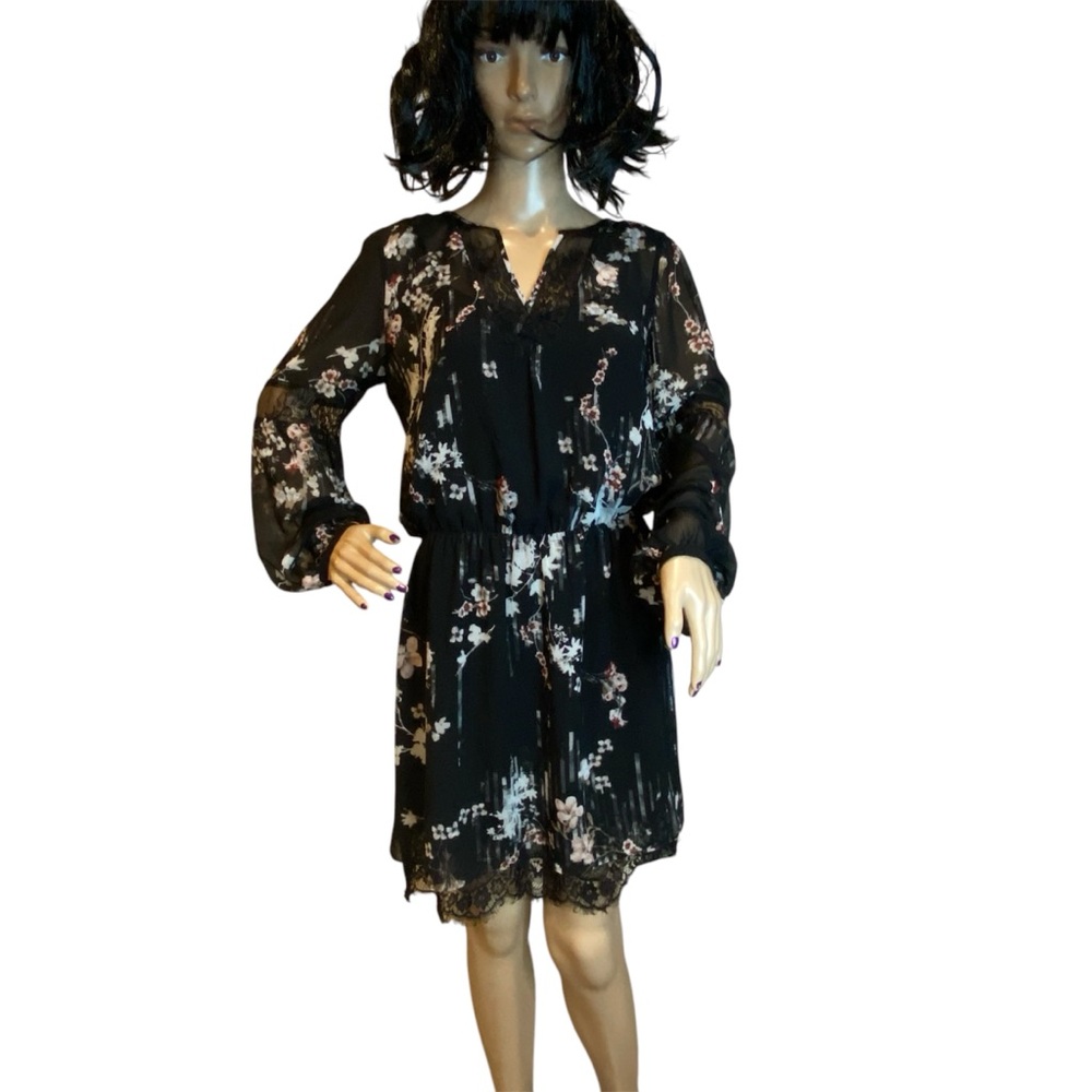 White House Black Market Boho Floral Sheer Above Knee Blouson Dress Size 8 EUC